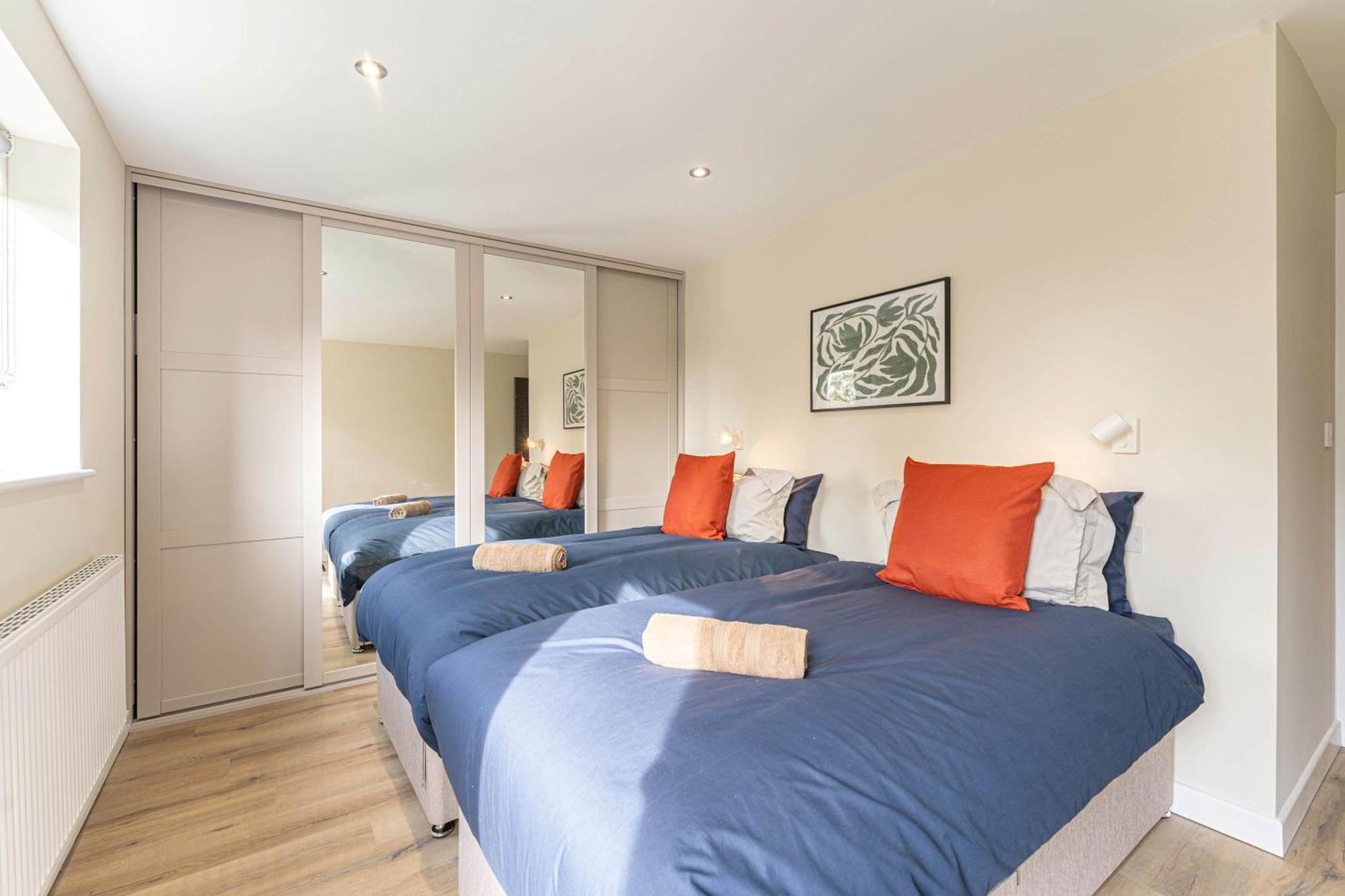 Stylish 2 Bedroom Apartments In Derby Exterior foto